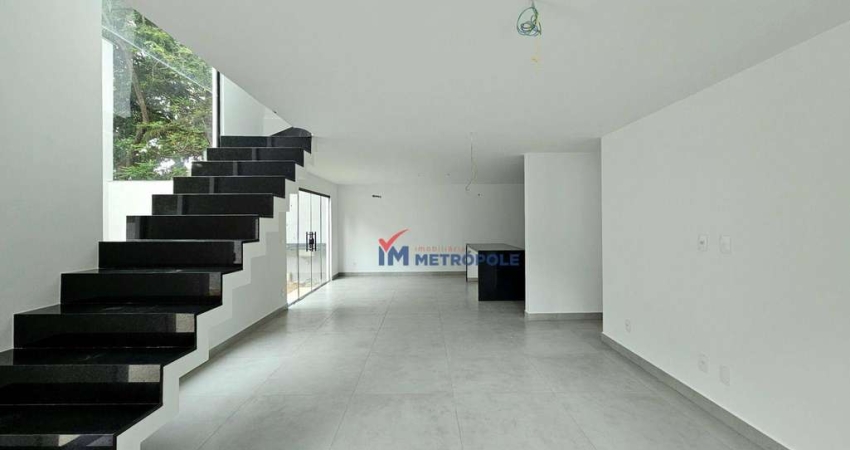 Casa para venda em Freguesia (jacarepaguá) de 150.00m² com 4 Quartos, 1 Suite e 2 Garagens