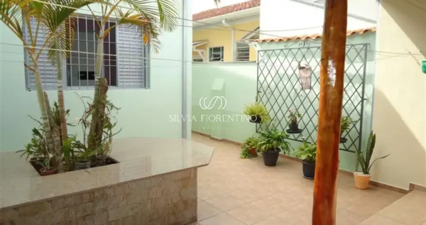 Casa para venda em Jardim Santa Clara de 250.00m² com 4 Quartos, 2 Suites e 2 Garagens