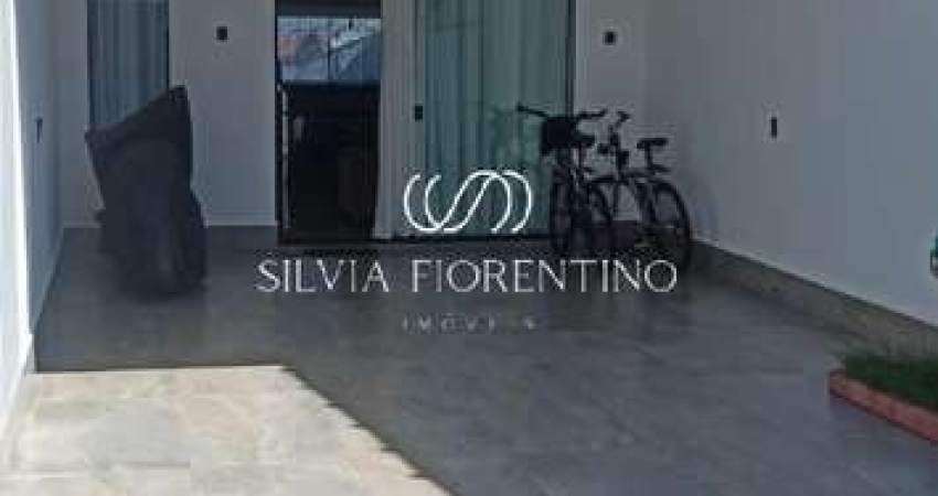 Casa para venda em Esplanada Independência de 125.00m² com 3 Quartos, 1 Suite e 4 Garagens