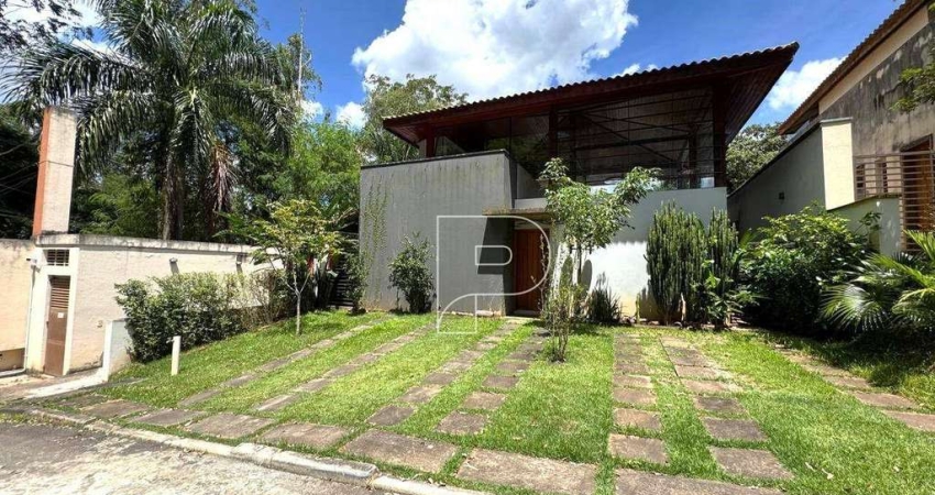 Casa de Condomínio para venda em Granja Viana de 150.00m² com 3 Quartos, 3 Suites e 2 Garagens