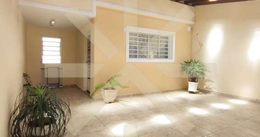 Casa para venda em Centro de 133.60m² com 2 Quartos e 2 Garagens