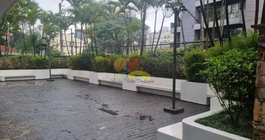 Apartamento para alugar em Centro de 228.00m² com 4 Quartos, 2 Suites e 3 Garagens