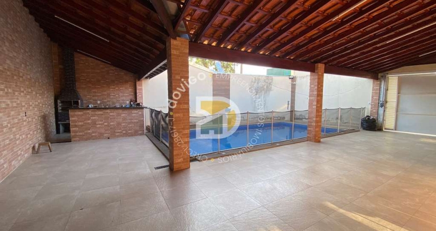 Casa para venda em Vila Dias de 162.00m² com 2 Quartos, 1 Suite e 4 Garagens