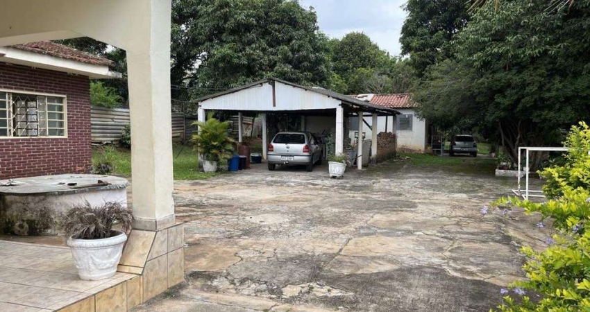 Chácara para venda em Centro de 2000.00m² com 3 Quartos e 5 Garagens