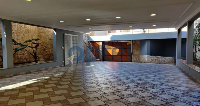 Sobrado para venda e aluguel em Rudge Ramos de 395.00m² com 4 Quartos, 4 Suites e 8 Garagens