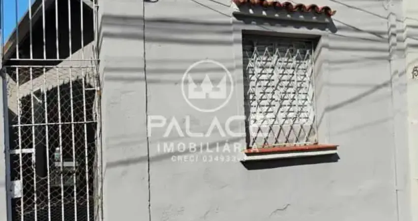 Casa para alugar em Centro de 75.00m² com 2 Quartos