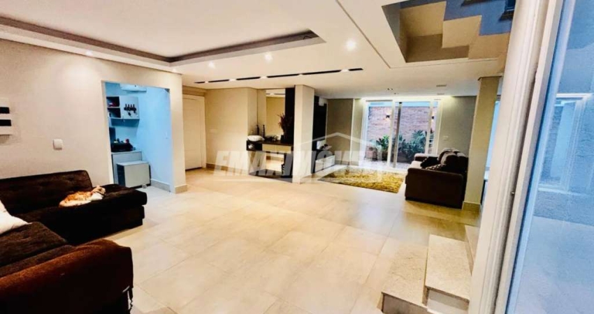 Casa de Condomínio para venda em Aparecidinha de 450.00m² com 4 Quartos, 2 Suites e 4 Garagens