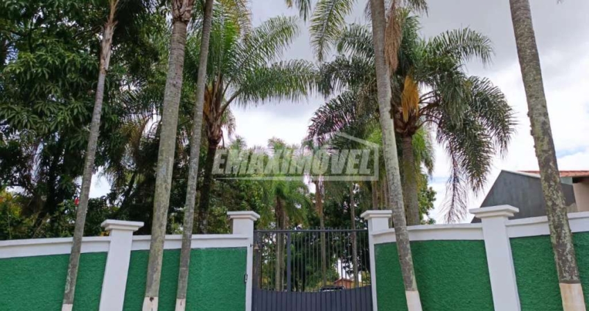 Chácara para venda em Cajuru de 390.00m² com 3 Quartos, 3 Suites e 3 Garagens