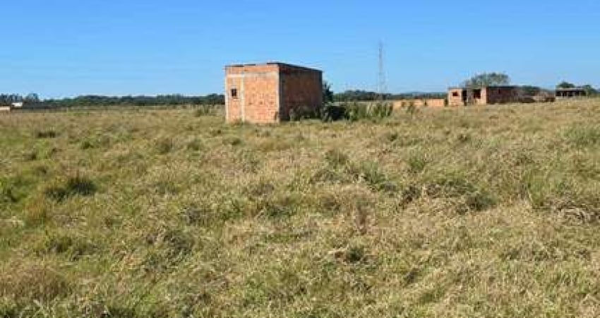 Terreno à venda na Estrada do Gragoá, Unamar, Cabo Frio