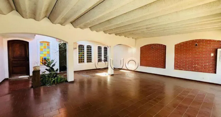 Casa para venda e aluguel em São Dimas de 205.00m² com 5 Quartos, 1 Suite e 5 Garagens