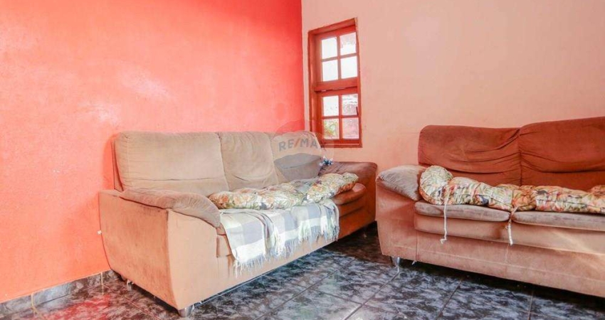 Casa para venda em Vila Barão de 115.49m² com 3 Quartos, 1 Suite e 1 Garagem