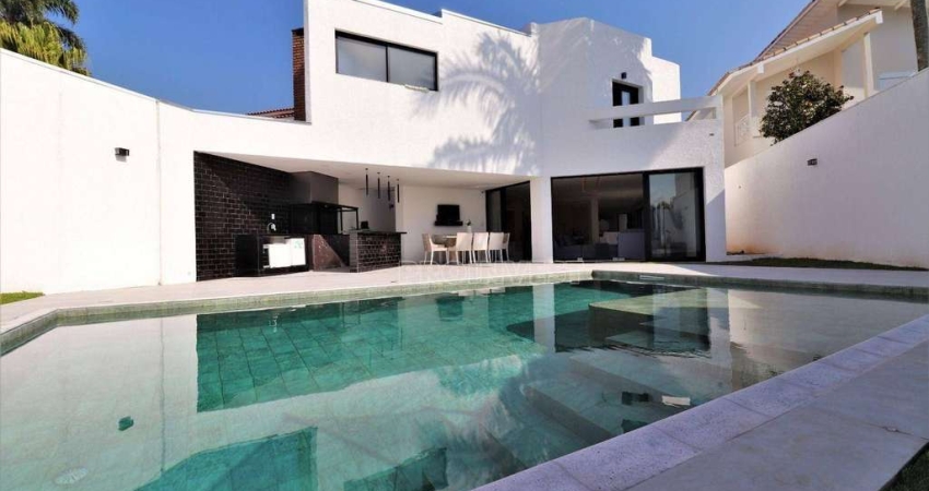 Casa de Condomínio para venda em Granja Viana de 520.00m² com 6 Quartos, 6 Suites e 5 Garagens