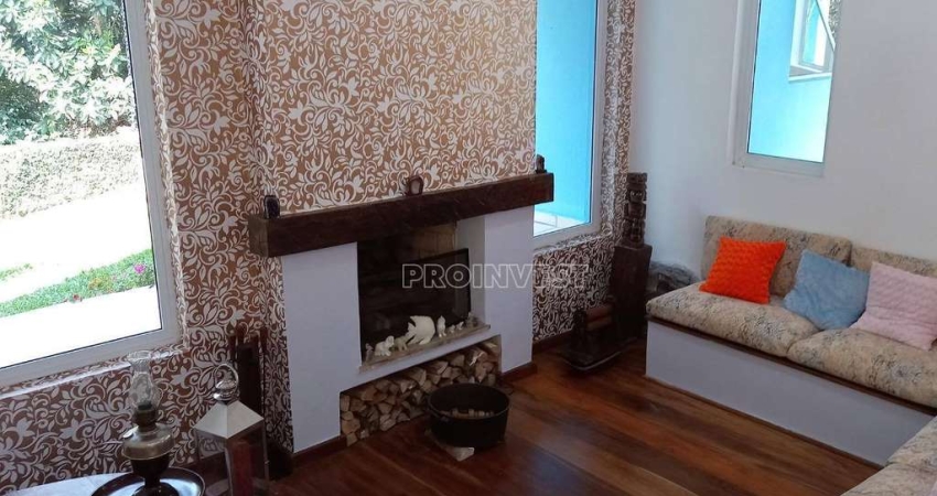 Casa de Condomínio para venda e aluguel em Granja Viana de 294.00m² com 3 Quartos e 4 Garagens