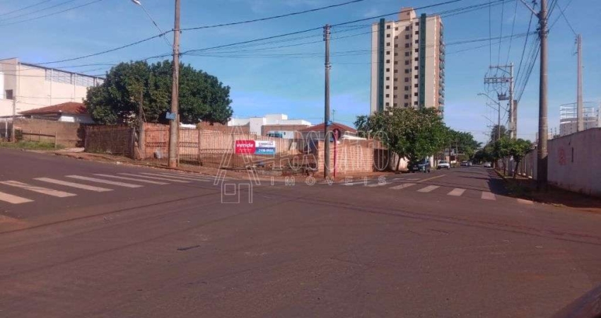 Casa para venda em Vila Furlan de 695.00m² com 2 Quartos e 20 Garagens