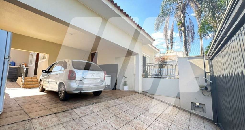 Casa para venda em São Pedro de 179.00m² com 4 Quartos, 1 Suite e 4 Garagens