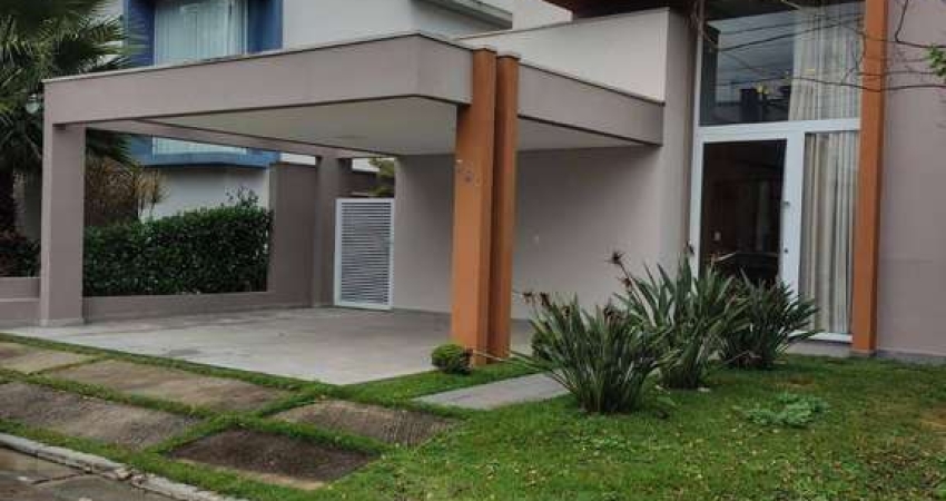 Casa para venda em Botujuru de 160.00m² com 3 Quartos, 3 Suites e 4 Garagens