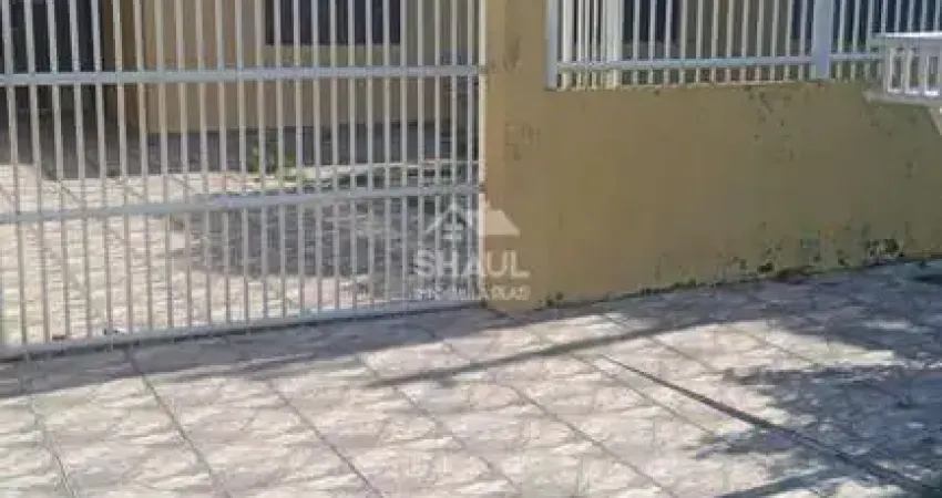 Casa para alugar em Centro de 70.00m² com 3 Quartos, 1 Suite e 4 Garagens