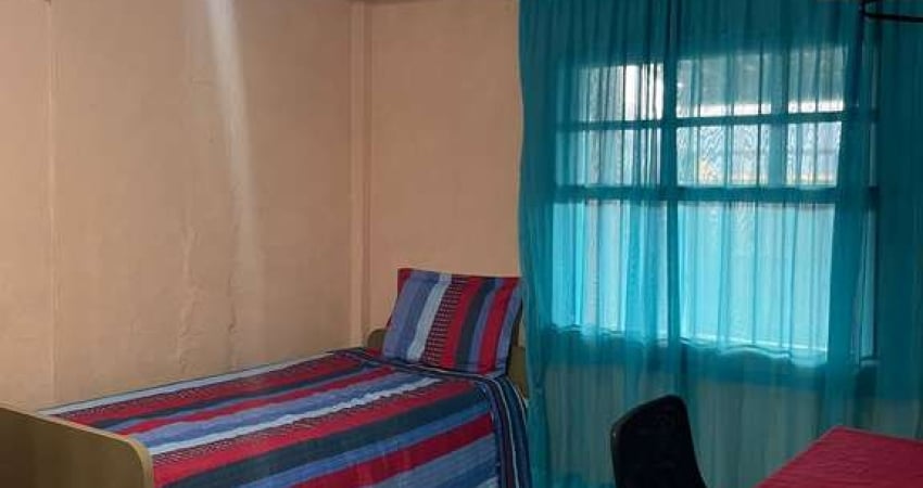 Casa para alugar em Parque Alexandre de 40.00m² com 1 Quarto