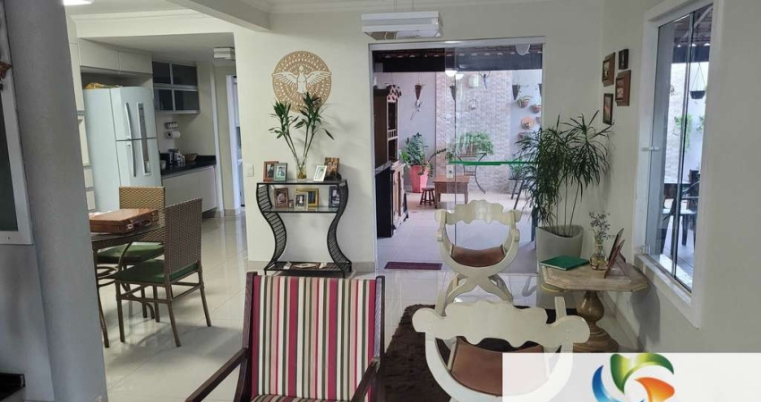 Casa de Condomínio para venda em Parque Villa Flores de 137.00m² com 3 Quartos, 1 Suite e 2 Garagens