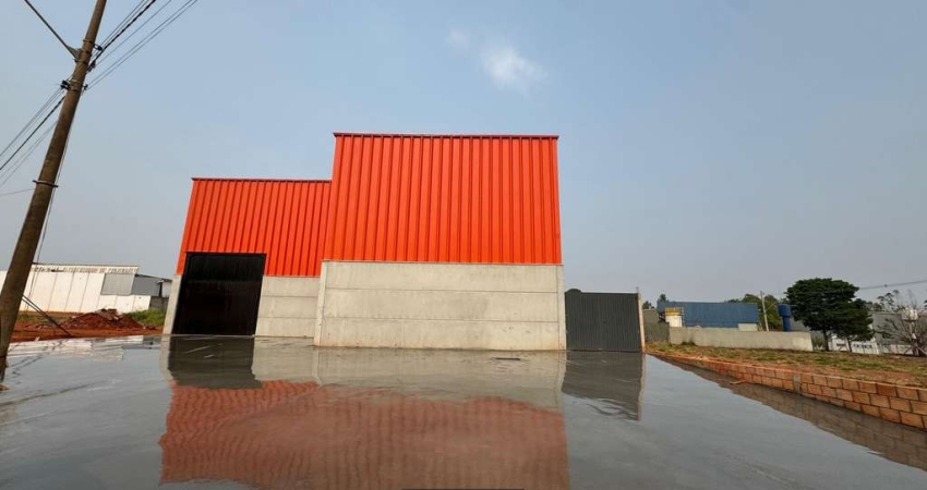 Prédio Comercial para venda em Distrito Industrial Doutor Carlos Arnaldo E Silva de 740.00m² com 12 Garagens