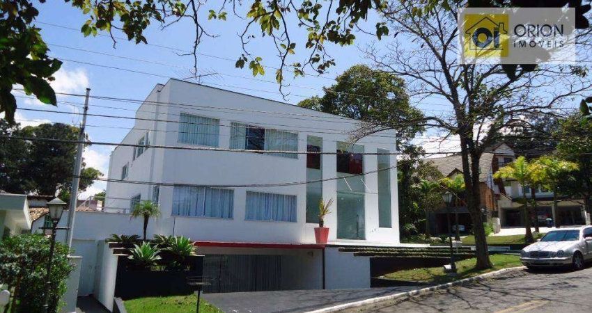 Casa de Condomínio para venda em Aldeia Da Serra de 700.00m² com 3 Quartos, 3 Suites e 3 Garagens