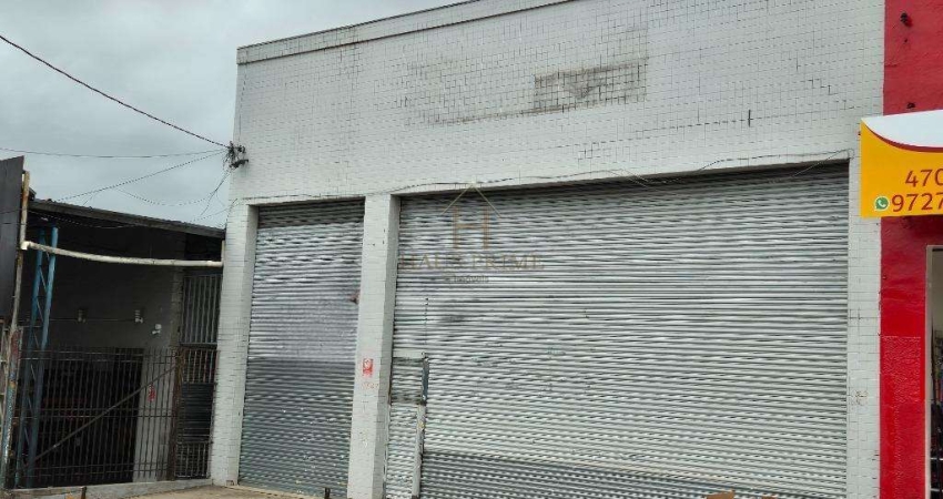 Galpão / Depósito / Armazém para alugar em Centro de 357.00m² com 5 Garagens