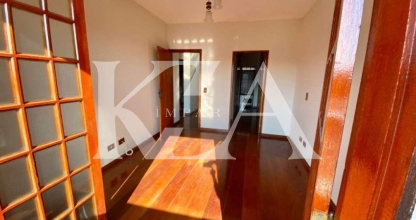 Casa para venda em Jardim Da Fonte de 269.00m² com 4 Quartos, 2 Suites e 5 Garagens