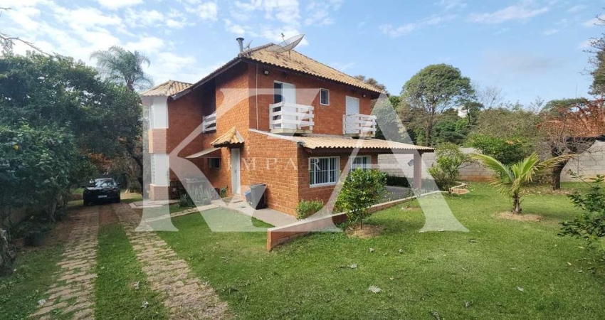 Casa para venda em Medeiros de 300.00m² com 2 Quartos, 2 Suites e 5 Garagens