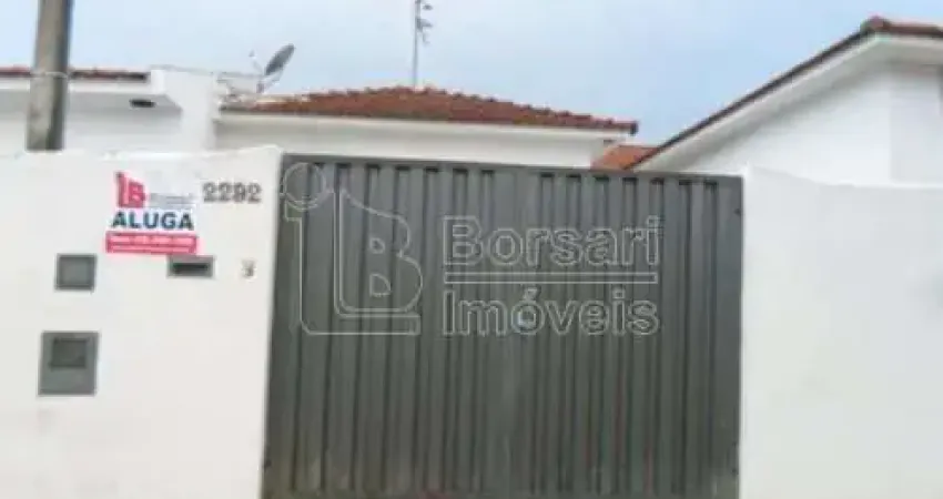 Casa para alugar em Centro de 129.00m² com 1 Quarto