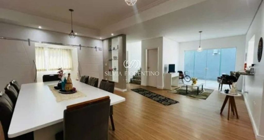 Casa para venda em Loteamento Residencial Campos Do Conde Ii de 275.00m² com 3 Quartos, 1 Suite e 1 Garagem