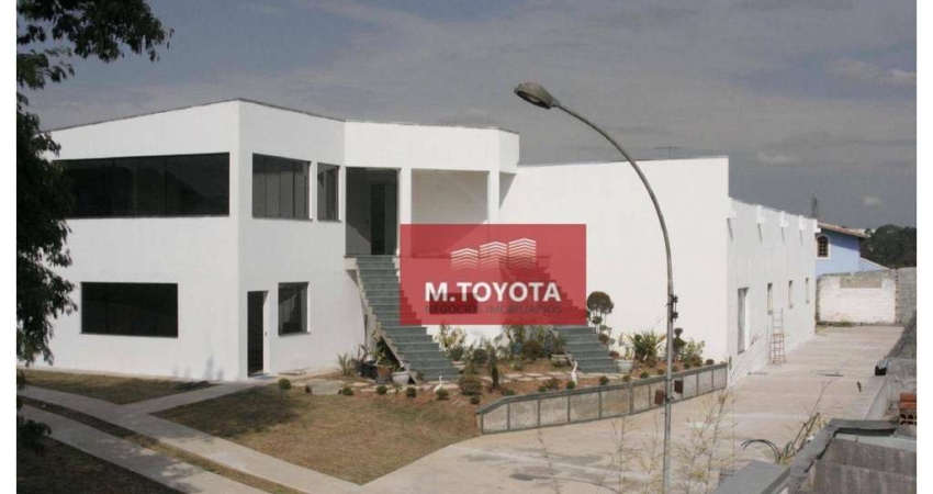Galpão / Depósito / Armazém para venda e aluguel em Portão de 3713.00m² com 10 Garagens