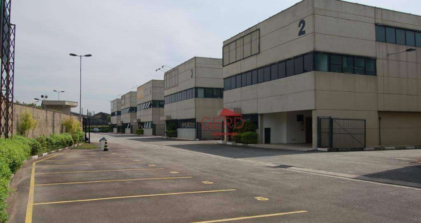 Galpão / Depósito / Armazém para alugar em Quitaúna de 748.00m²