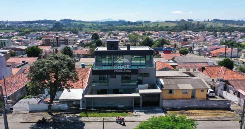Sobrado para venda em Alto Tarumã de 398.00m² com 4 Quartos, 3 Suites e 4 Garagens