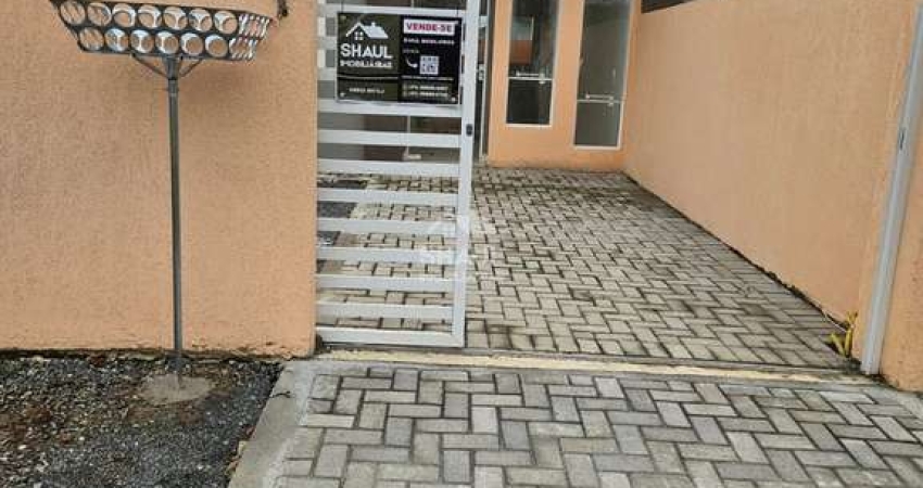 Casa para venda em Guaratuba de 60.00m² com 2 Quartos, 1 Suite e 1 Garagem