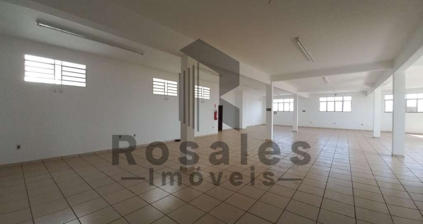 Sala Comercial para alugar em Nova Paulínia de 235.00m² com 2 Garagens