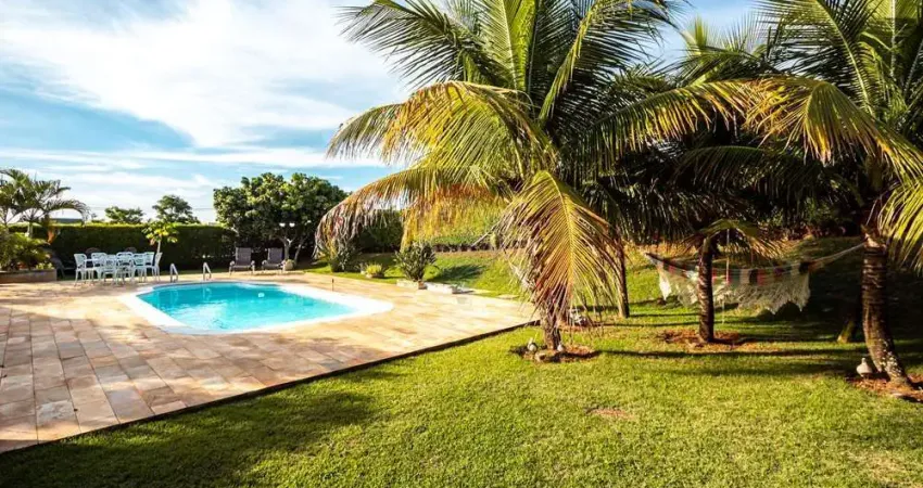 Casa de Condomínio para venda em Terras De Mont Serrat de 294.00m² com 3 Quartos, 3 Suites e 4 Garagens