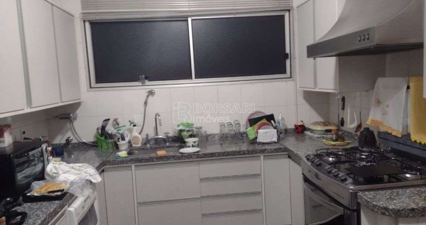 Apartamento para venda em Centro de 189.00m² com 4 Quartos, 2 Suites e 2 Garagens
