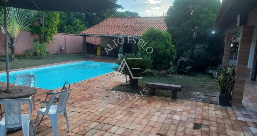 Chácara para venda em Condomínio Portal Dos Ipês de 1200.00m² com 3 Quartos, 1 Suite e 4 Garagens