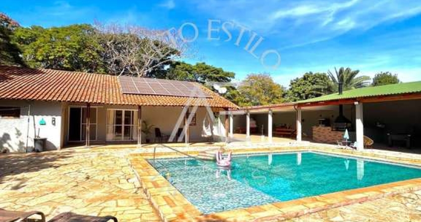 Casa para venda em Parque São Sebastião de 600.00m² com 3 Quartos, 1 Suite e 3 Garagens