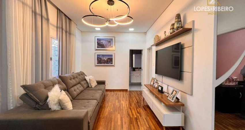 Casa para venda em Centro de 164.00m² com 3 Quartos, 2 Suites e 1 Garagem