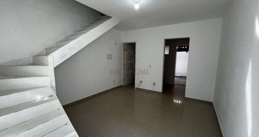 Casa de Condomínio para venda em Chácara Tropical (caucaia Do Alto) de 50.00m² com 2 Quartos e 1 Garagem