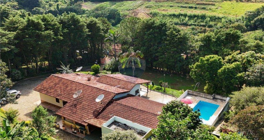 Chácara para venda em Bairro Sete Barras de 400.00m² com 4 Quartos, 1 Suite e 10 Garagens