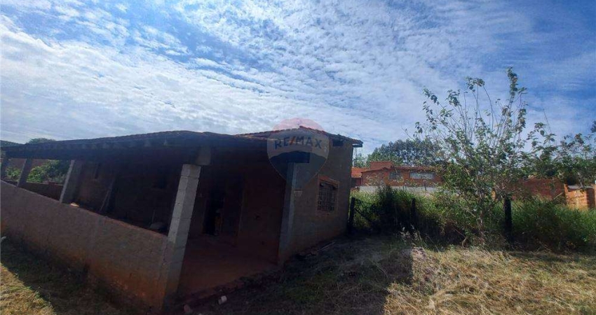 Casa para venda em Chácaras Paraíso Dos Pescadores de 85.00m² com 1 Quarto e 5 Garagens