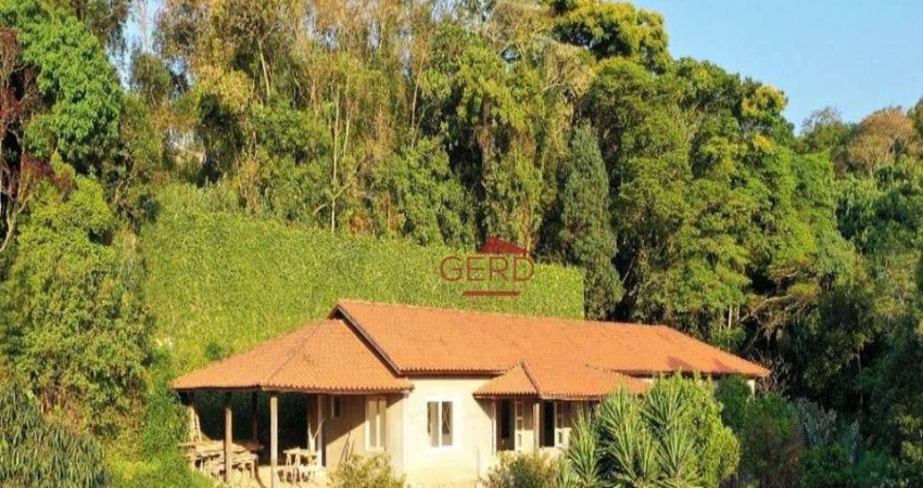 Casa de Condomínio para venda em Paisagem Renoir de 440.00m² com 3 Quartos, 3 Suites e 4 Garagens