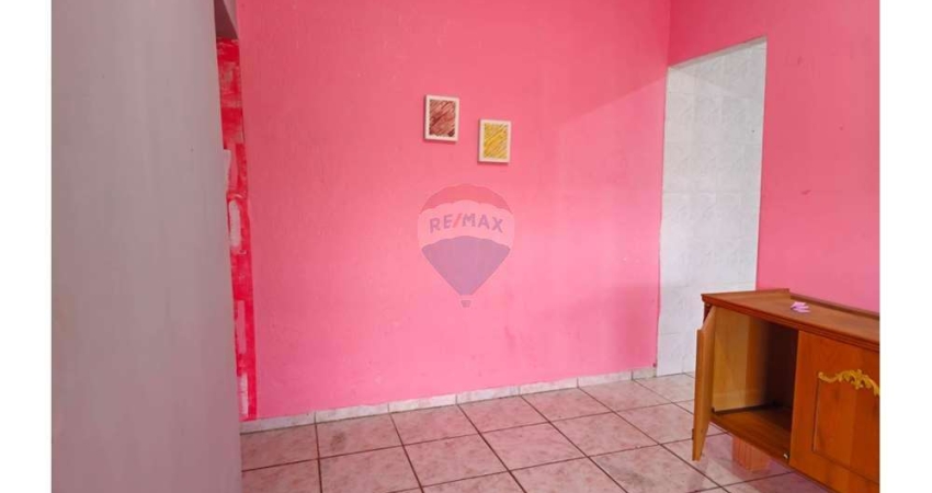 Casa para venda em Jardim Itacolomi de 123.00m² com 1 Quarto e 2 Garagens