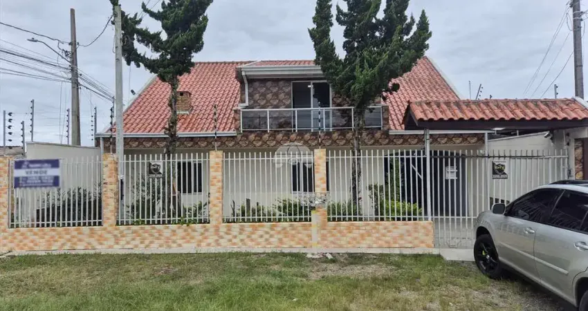 Sobrado para venda em São Marcos de 265.00m² com 3 Quartos, 1 Suite e 2 Garagens