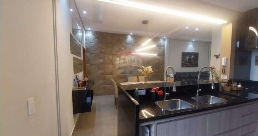 Casa para venda em Parque Universitário de 135.00m² com 3 Quartos, 1 Suite e 2 Garagens