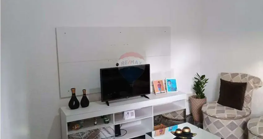 Casa para venda em Jardim Iporanga de 105.00m² com 4 Quartos, 1 Suite e 2 Garagens