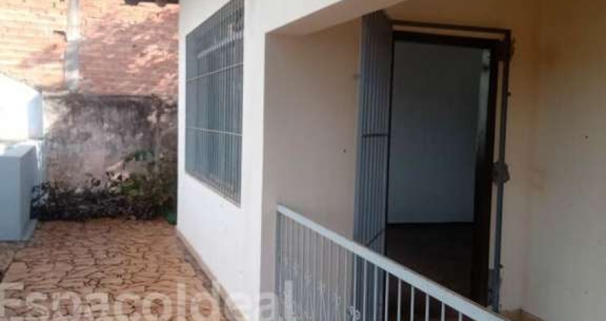Casa para venda em Vila Antonieta I de 139.00m² com 3 Quartos, 1 Suite e 2 Garagens