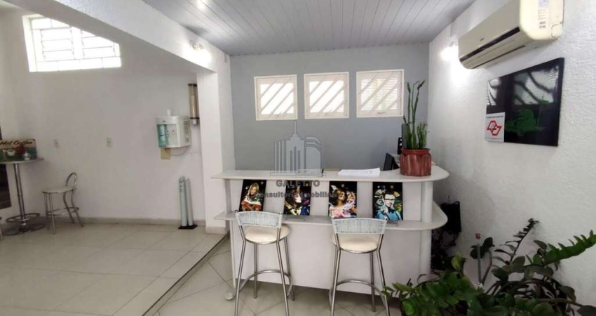 Casa para alugar em JARDIM BELA VISTA de 245.43m² com 3 Quartos, 1 Suite e 3 Garagens